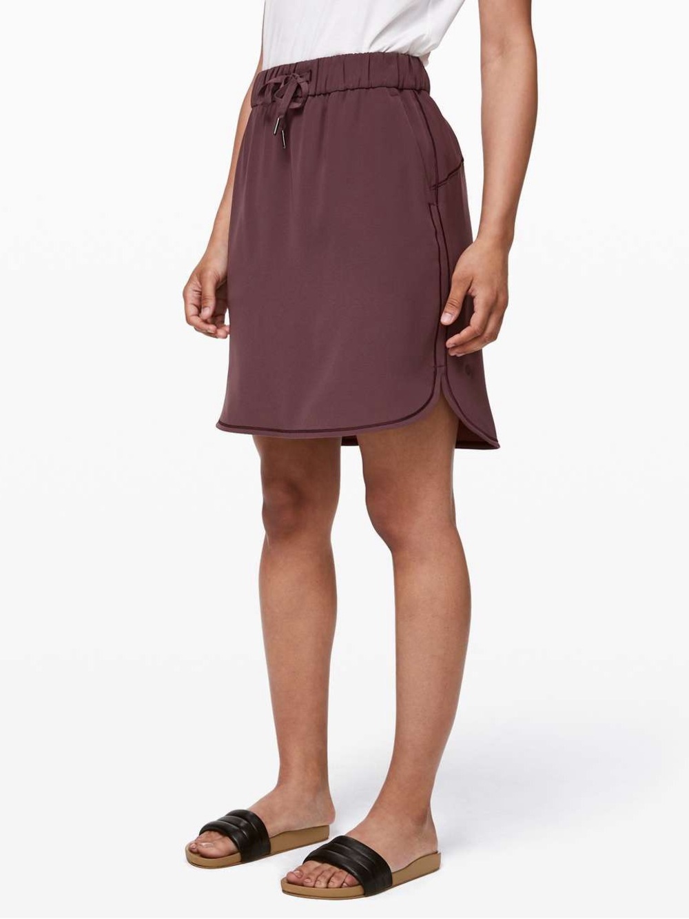 Lululemon on the Fly Skirt Size 6 Cherry Cola